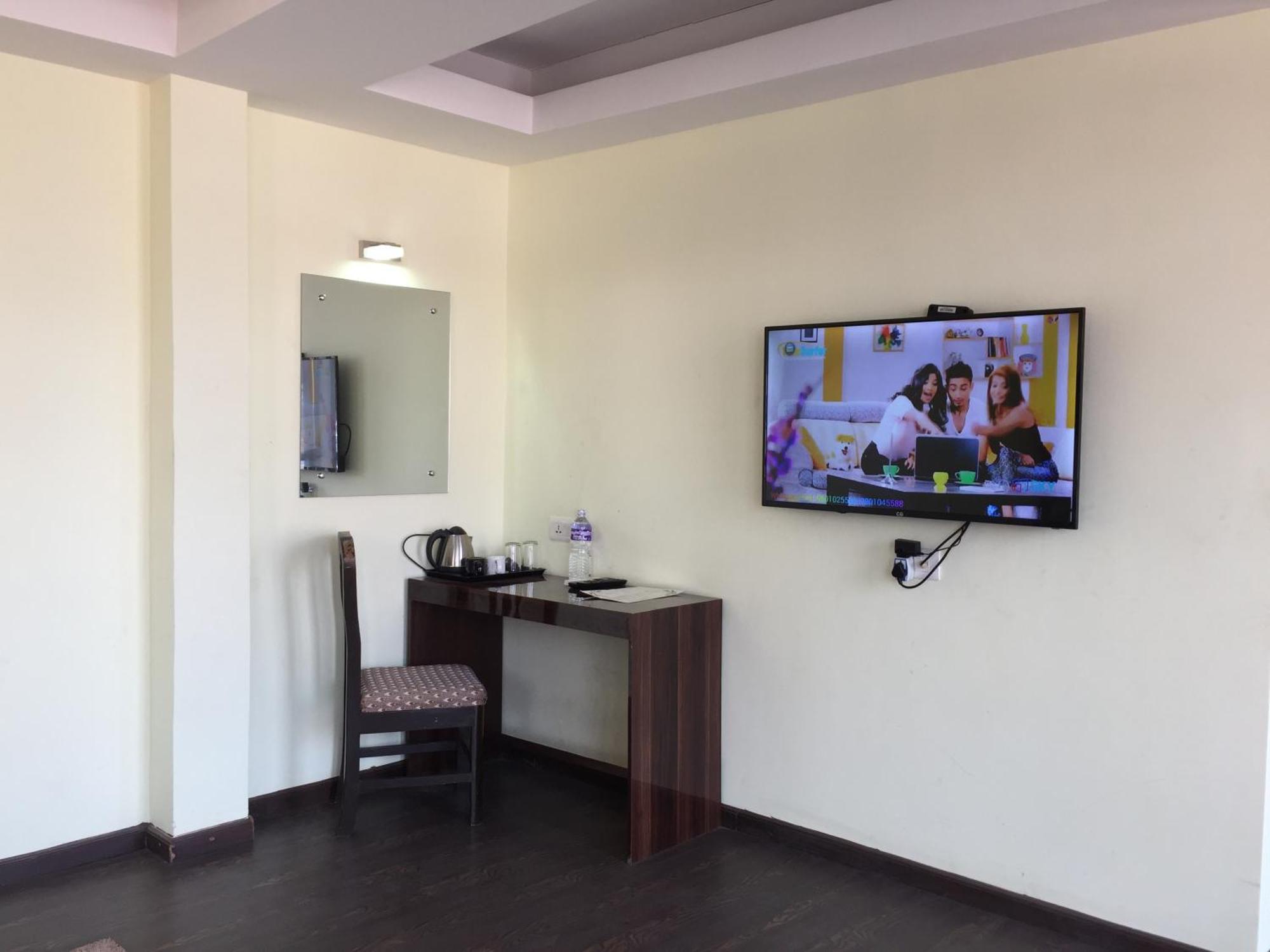 Hotel Serenity Katmandu Zewnętrze zdjęcie