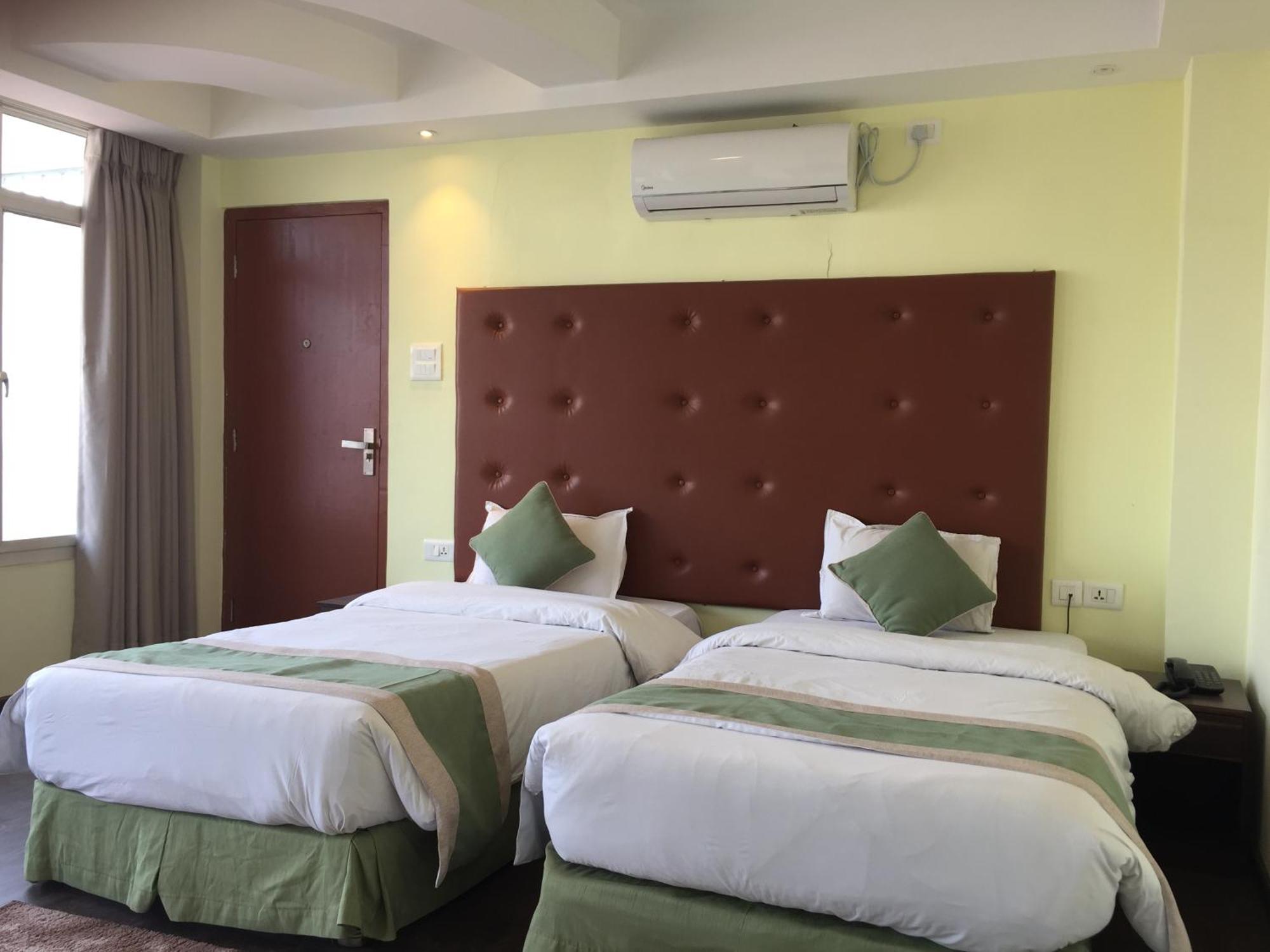 Hotel Serenity Katmandu Zewnętrze zdjęcie
