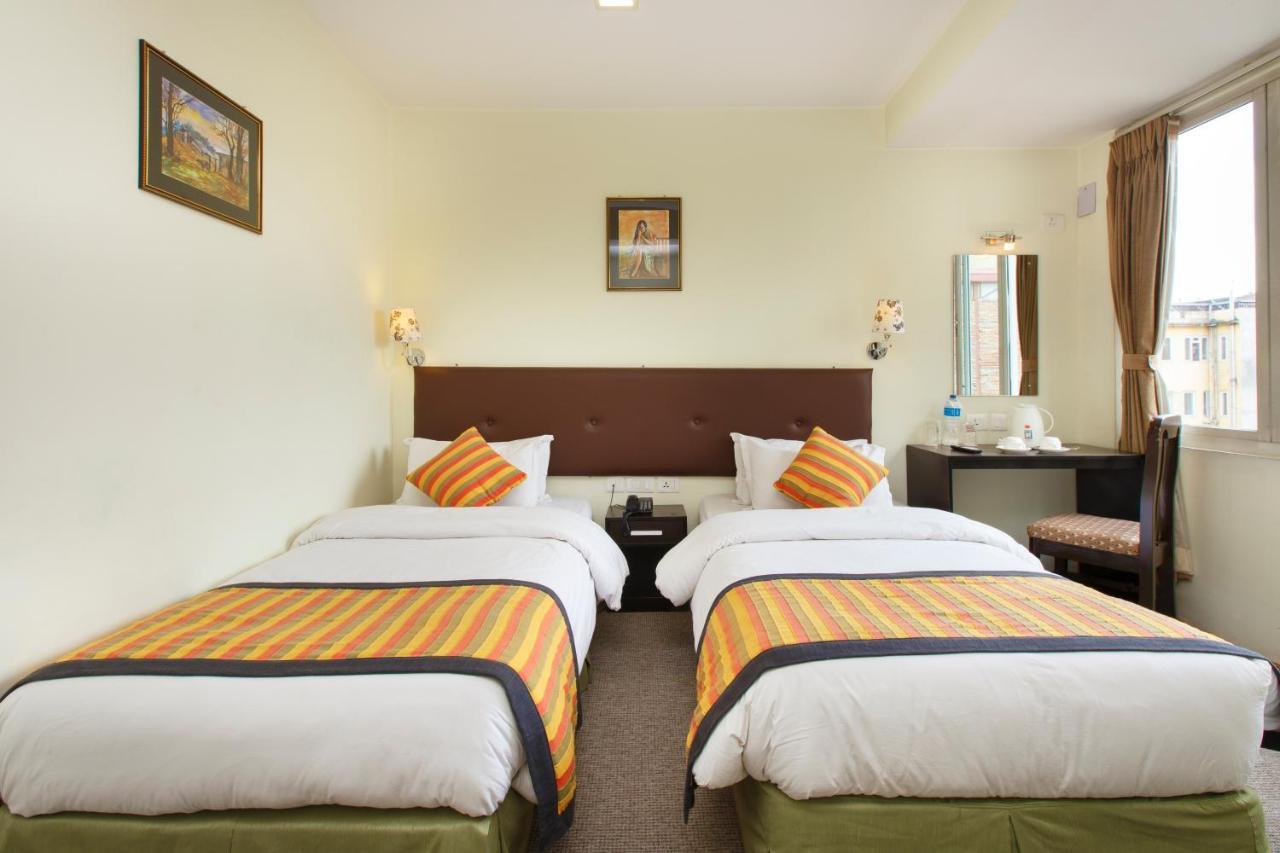 Hotel Serenity Katmandu Zewnętrze zdjęcie